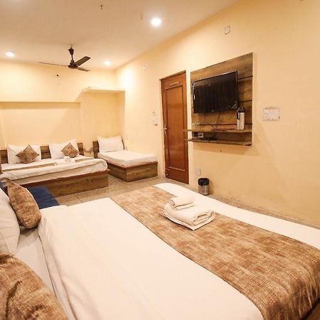 Hotel Babua Hyness Haridwar Bagian luar foto