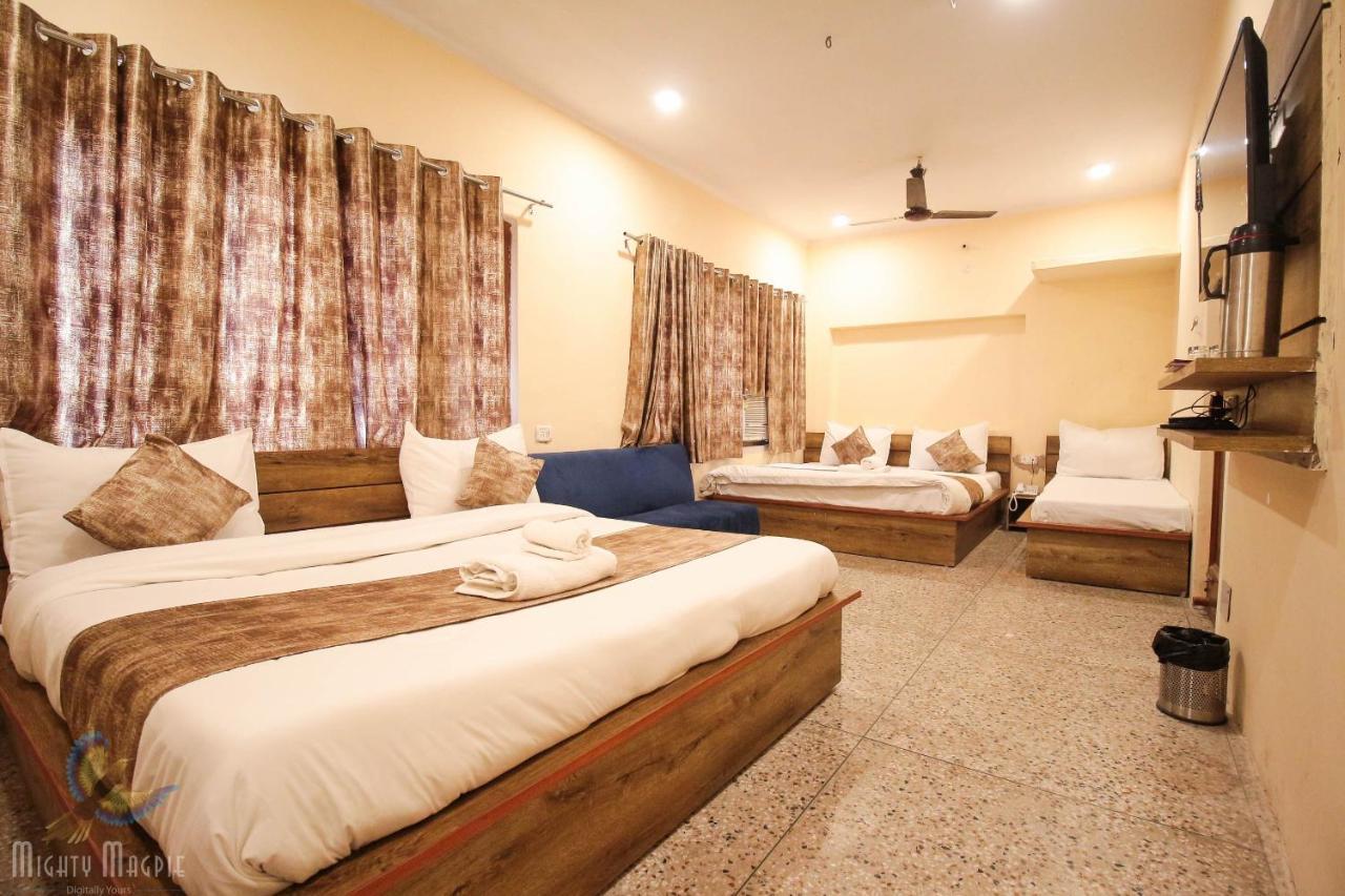 Hotel Babua Hyness Haridwar Bagian luar foto